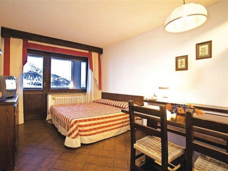 Hotel Ski Club I Cavalieri Rta Colle Colle Sestriere Εξωτερικό φωτογραφία
