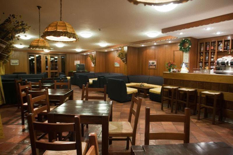 Hotel Ski Club I Cavalieri Rta Colle Colle Sestriere Εξωτερικό φωτογραφία